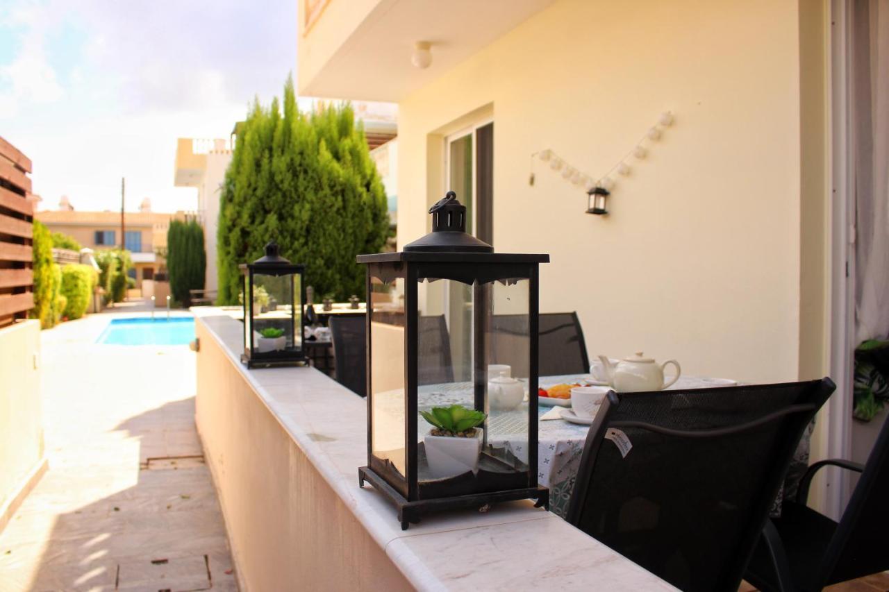 Cozy Poolside Apartment Πάφος Εξωτερικό φωτογραφία
