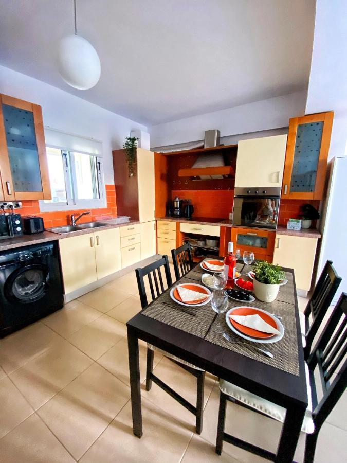 Cozy Poolside Apartment Πάφος Εξωτερικό φωτογραφία